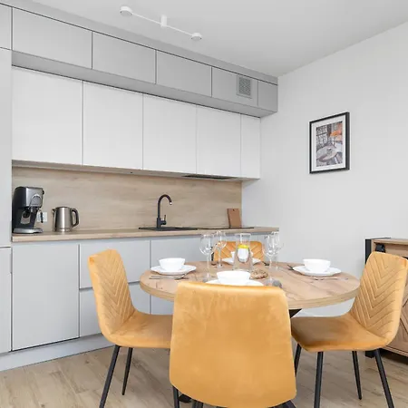 Szczecinski Kwiatkowskiego W Spokojnej Okolicy By Renters * シュチェチン