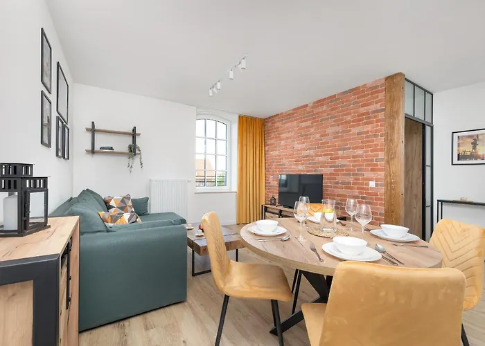 Apartment Szczecinski Kwiatkowskiego W Spokojnej Okolicy By Renters *