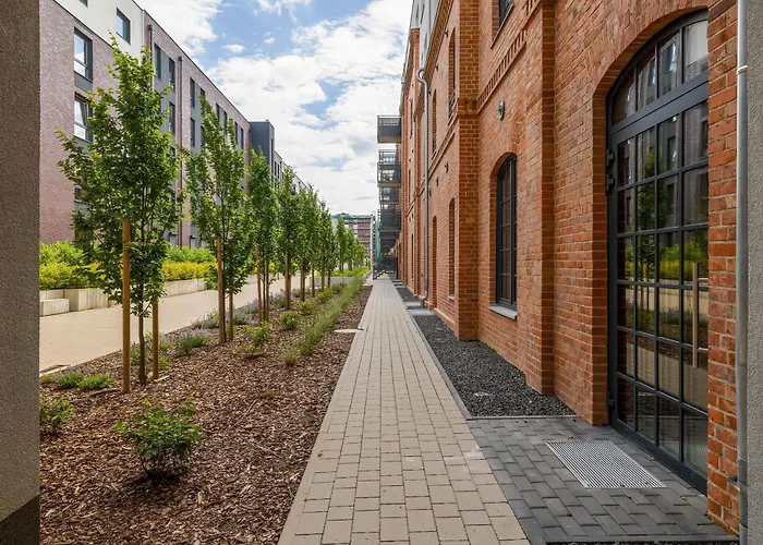 Szczecinski Kwiatkowskiego W Spokojnej Okolicy By Renters