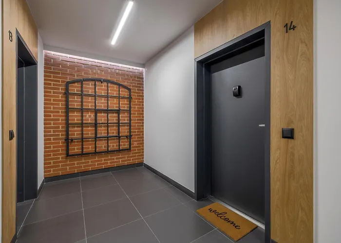 Apartment Szczecinski Kwiatkowskiego W Spokojnej Okolicy By Renters